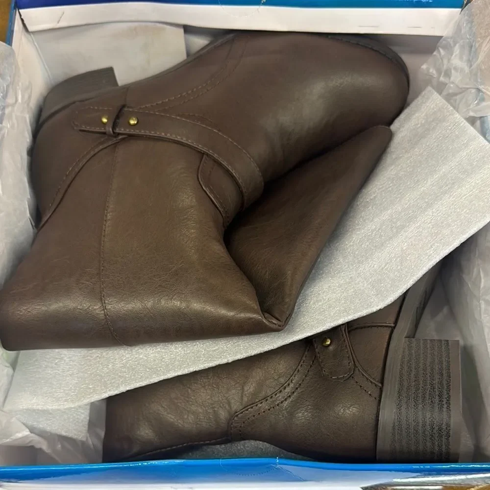 Easy Street Brown Over the Knee Boots Classic Equestrian